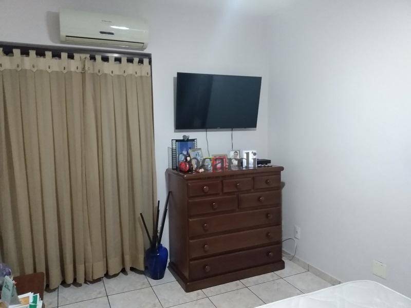 Apartamento à venda com 2 quartos, 100m² - Foto 17