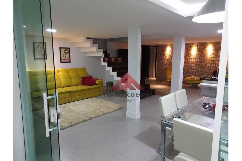 Casa à venda com 3 quartos, 235m² - Foto 6