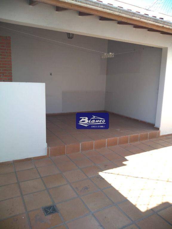 Casa à venda com 3 quartos, 160m² - Foto 11