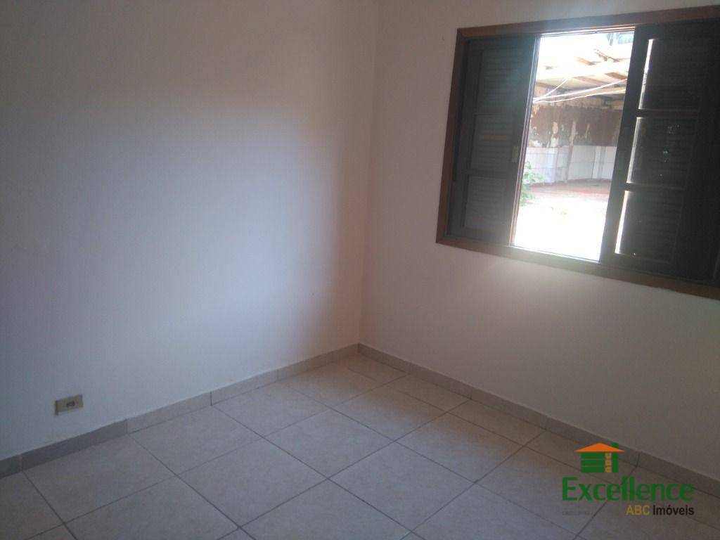 Casa à venda com 3 quartos, 150m² - Foto 14