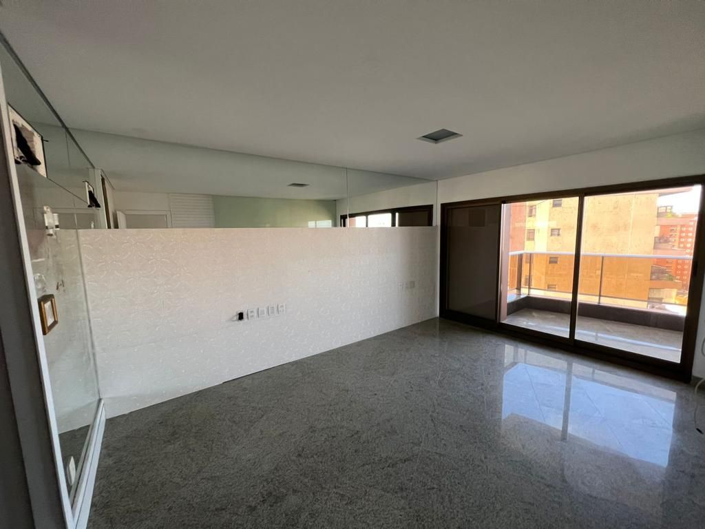 Apartamento à venda com 4 quartos, 300m² - Foto 19