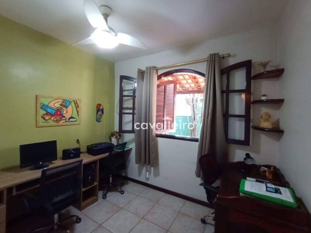 Casa à venda com 4 quartos, 275m² - Foto 14