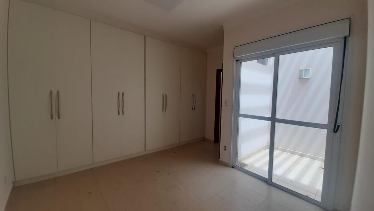 Casa para alugar com 3 quartos, 180m² - Foto 18