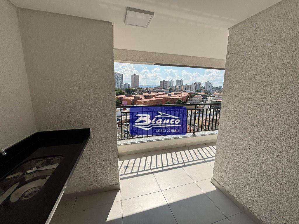 Apartamento para alugar com 2 quartos, 67m² - Foto 3