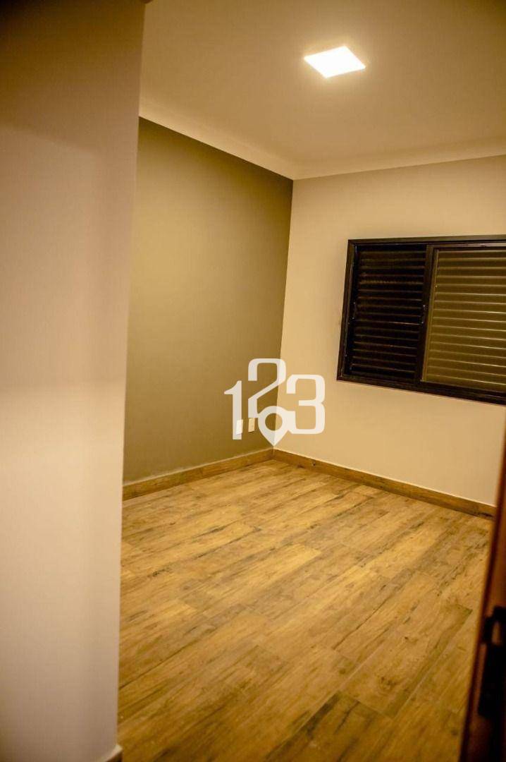 Casa à venda com 3 quartos, 156m² - Foto 10