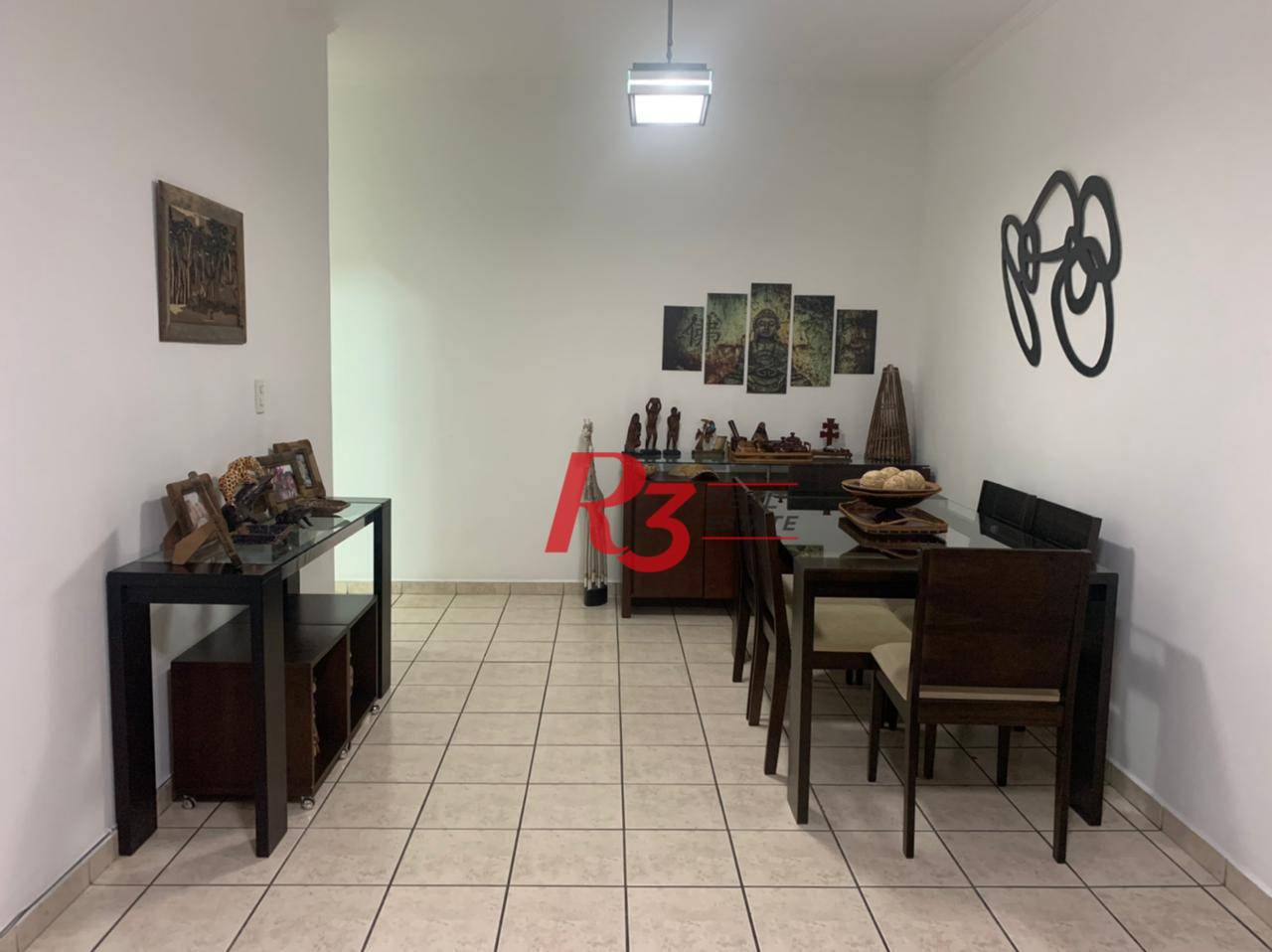 Apartamento à venda com 2 quartos, 70m² - Foto 3