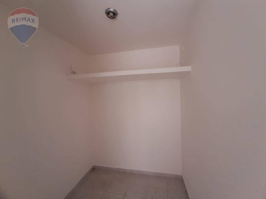 Apartamento para alugar com 2 quartos, 90m² - Foto 10