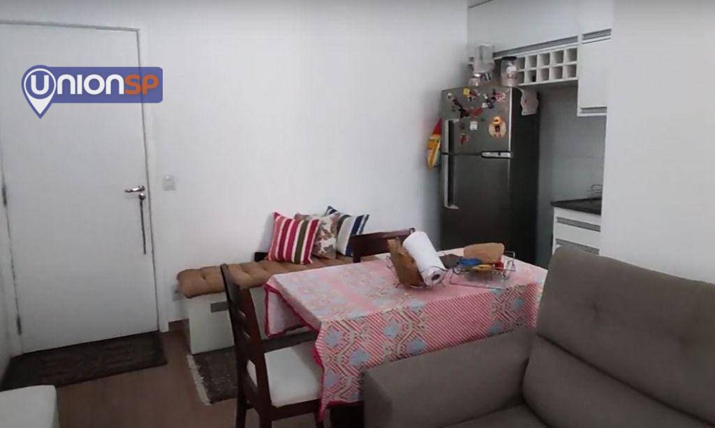 Apartamento à venda com 1 quarto, 33m² - Foto 4