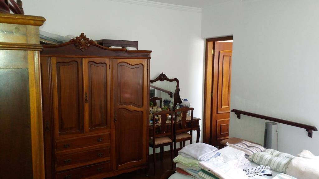 Sobrado à venda com 4 quartos, 250m² - Foto 13