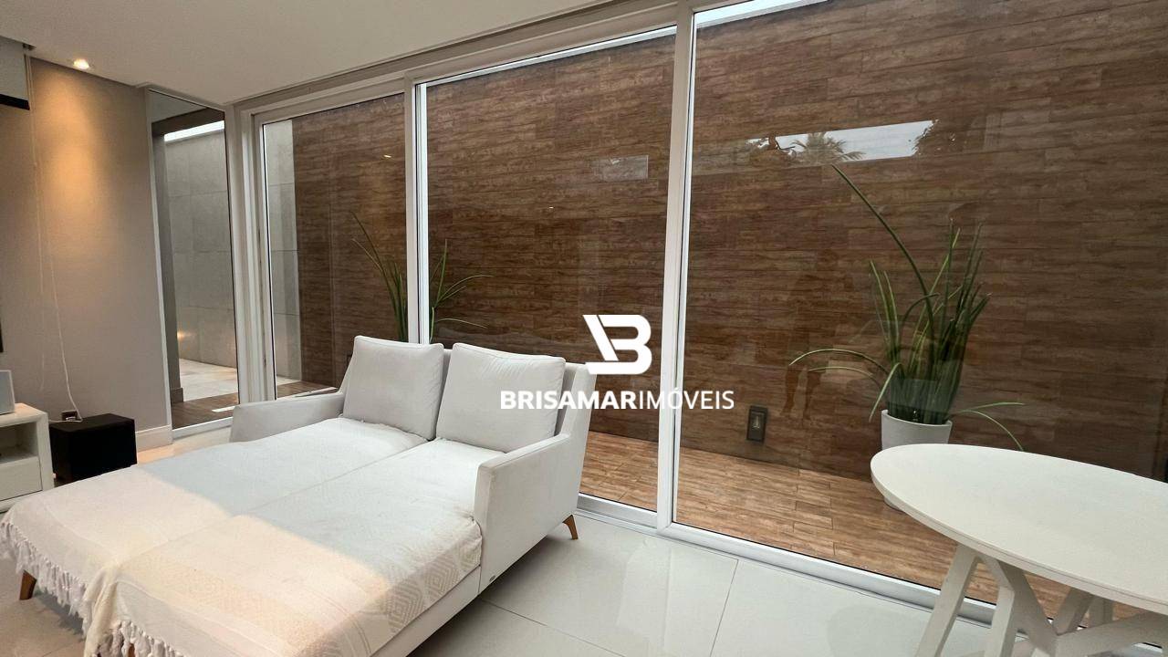 Casa à venda e aluguel com 4 quartos, 458m² - Foto 24