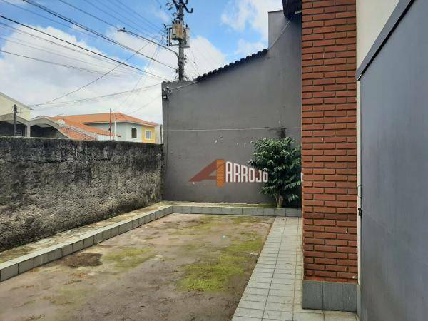 Sobrado à venda com 4 quartos, 375m² - Foto 31