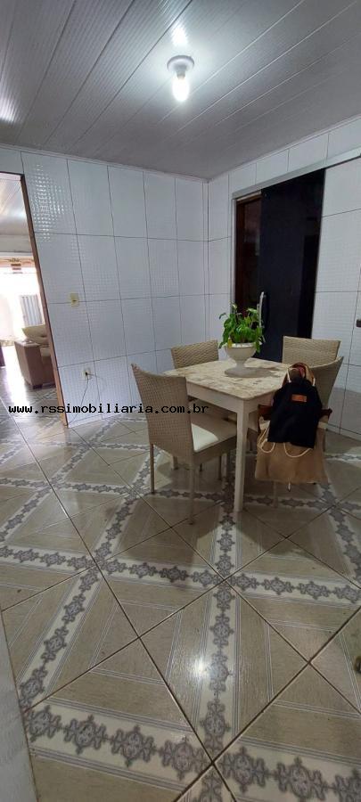 Casa à venda com 3 quartos, 150m² - Foto 11