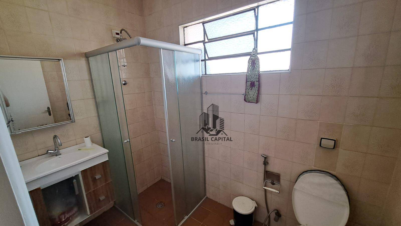 Casa à venda com 3 quartos, 180m² - Foto 15