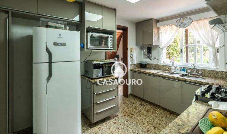 Casa de Condomínio à venda com 5 quartos, 400m² - Foto 12