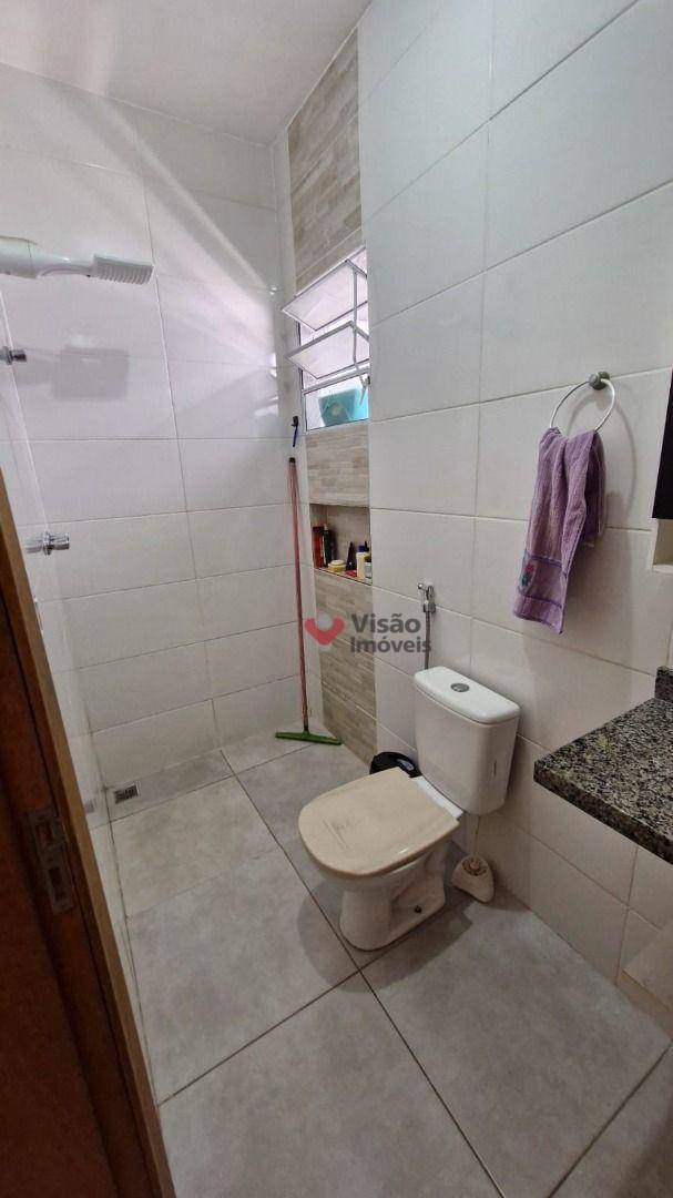 Casa à venda com 2 quartos, 107m² - Foto 8