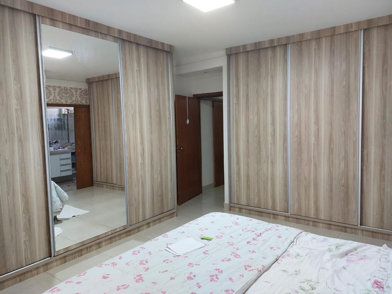 Casa à venda com 3 quartos, 250m² - Foto 5