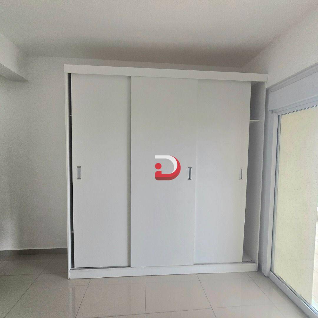 Apartamento para alugar com 3 quartos, 118m² - Foto 18