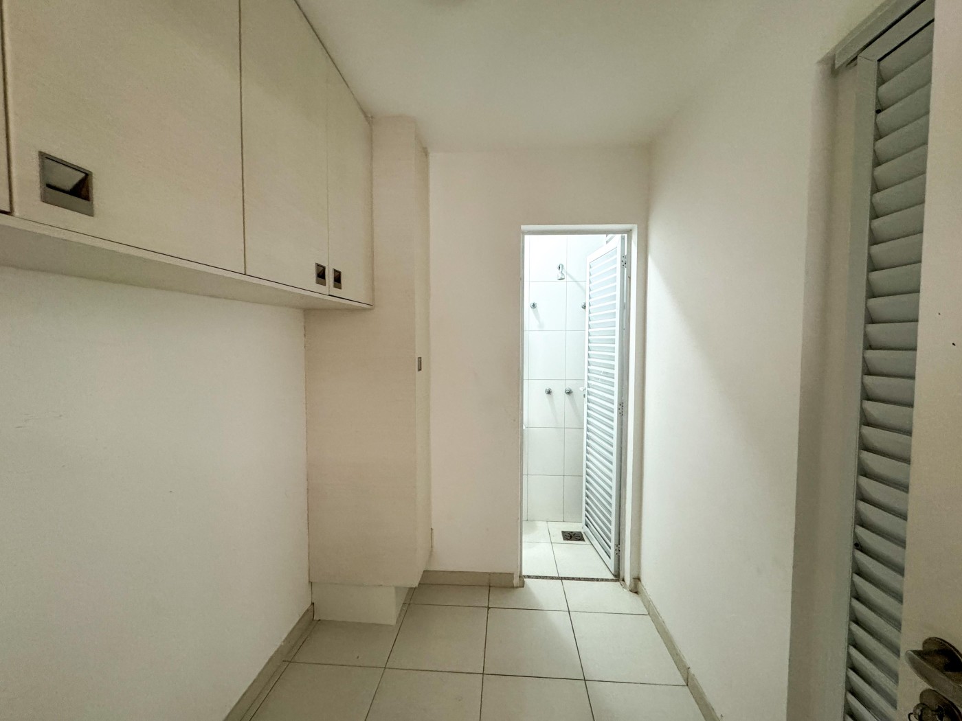 Apartamento à venda com 3 quartos, 199m² - Foto 26