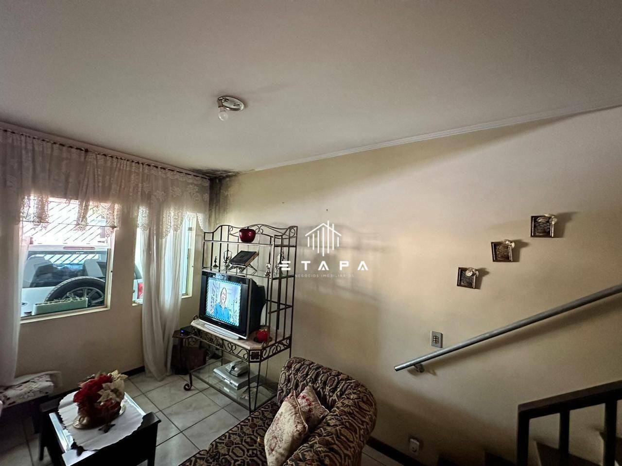 Casa à venda com 3 quartos, 152m² - Foto 3