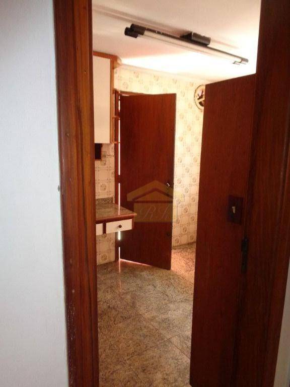 Sobrado à venda com 3 quartos, 206m² - Foto 18