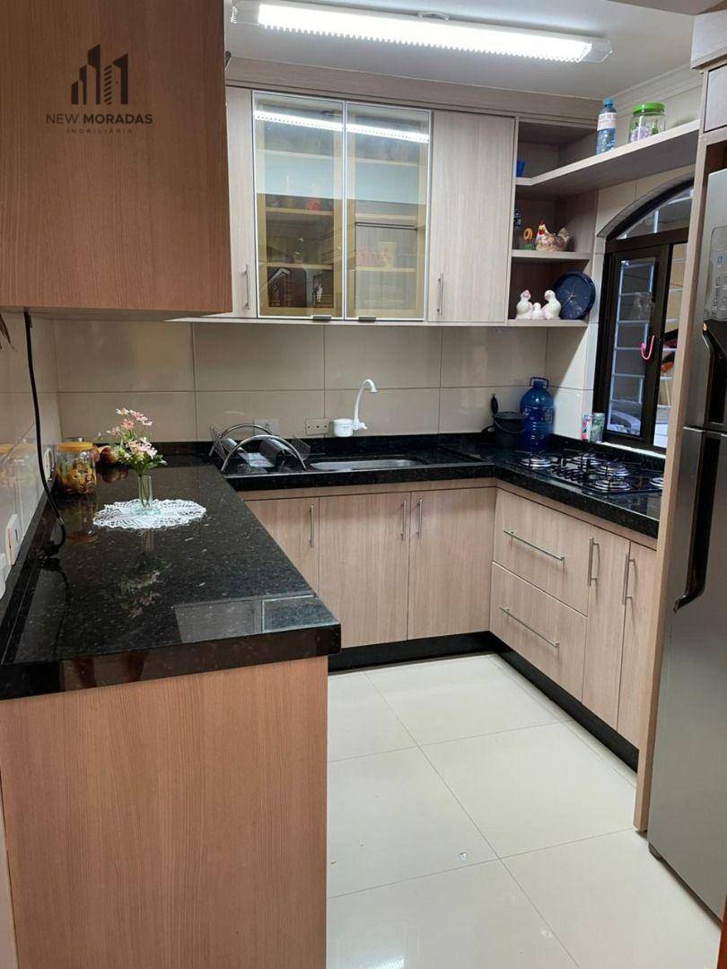 Sobrado à venda com 4 quartos, 235m² - Foto 3