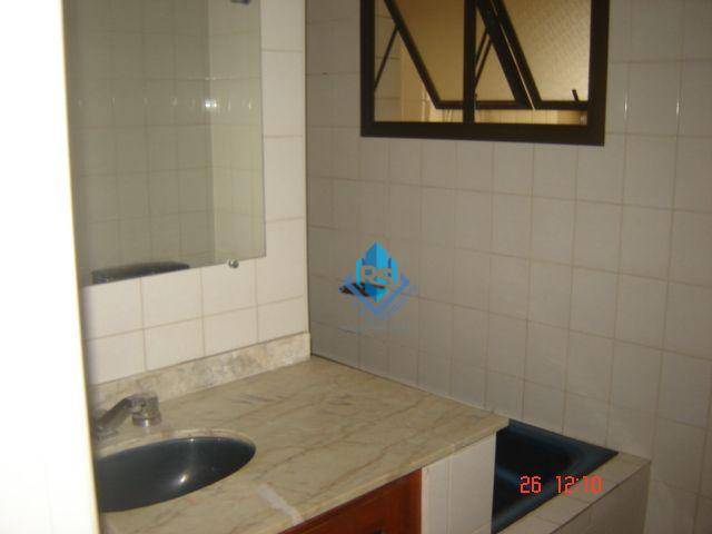 Apartamento à venda com 3 quartos, 98m² - Foto 11