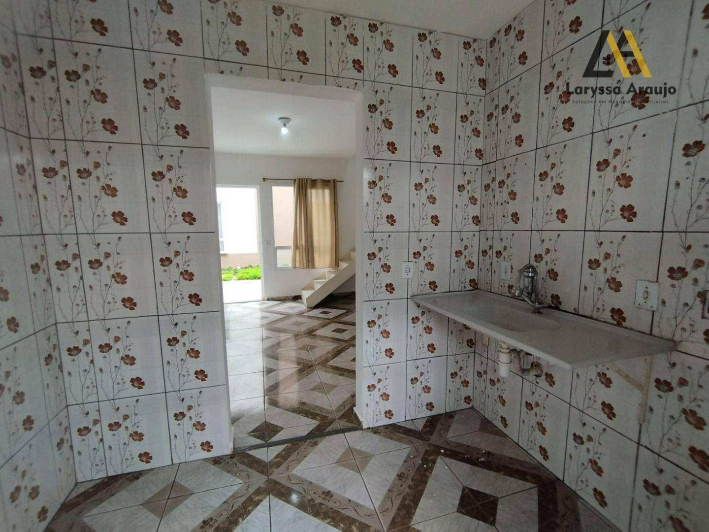 Casa à venda com 2 quartos, 50m² - Foto 8