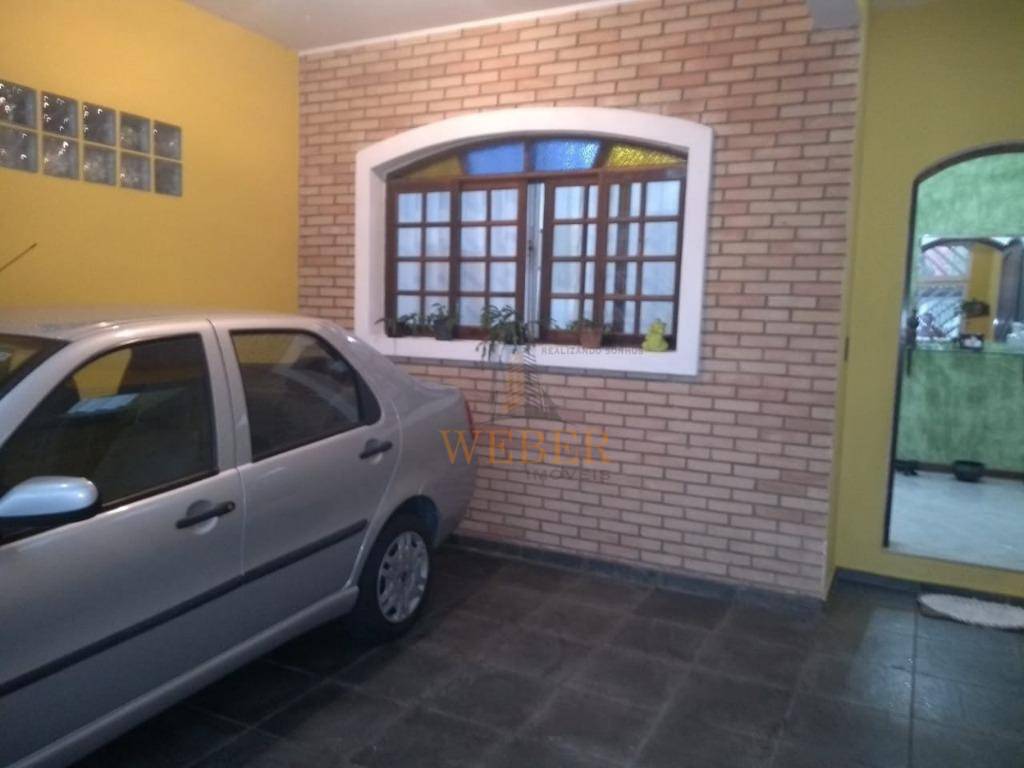 Sobrado à venda com 3 quartos, 170m² - Foto 2