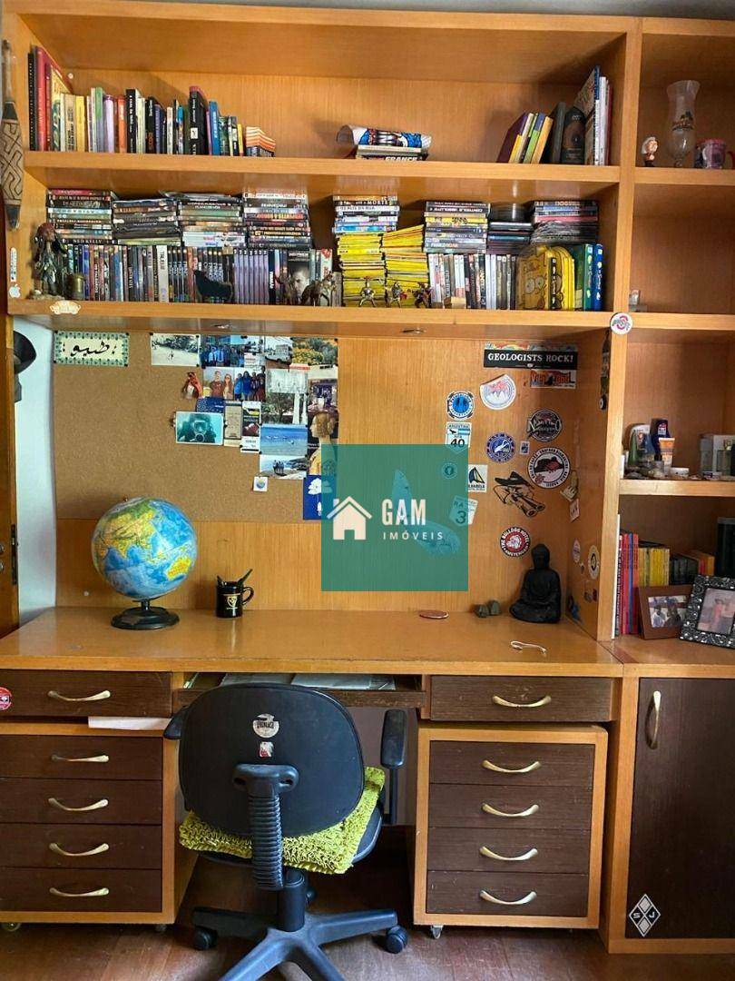Casa de Condomínio para alugar com 3 quartos, 250m² - Foto 26