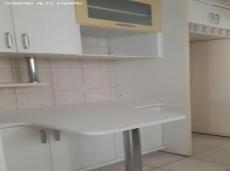 Apartamento à venda com 2 quartos, 82m² - Foto 2