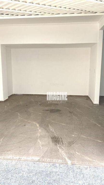 Sobrado à venda com 3 quartos, 240m² - Foto 18