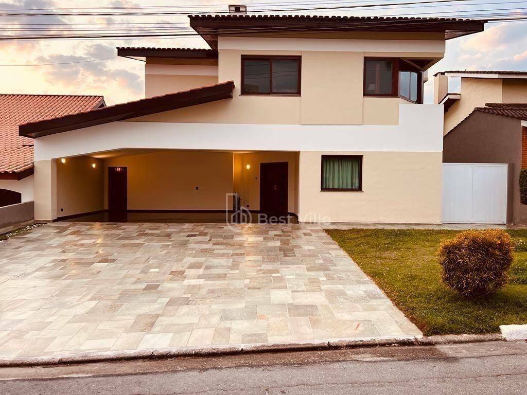 Casa de Condomínio à venda e aluguel com 4 quartos, 500m² - Foto 1