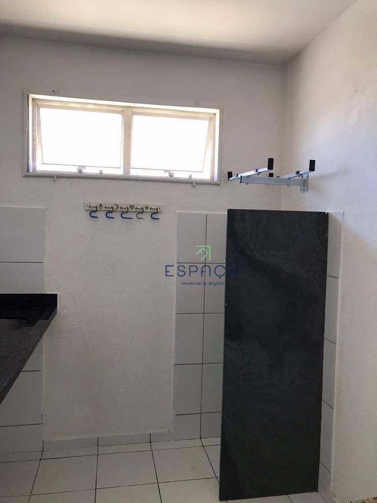 Apartamento à venda com 2 quartos, 43m² - Foto 3