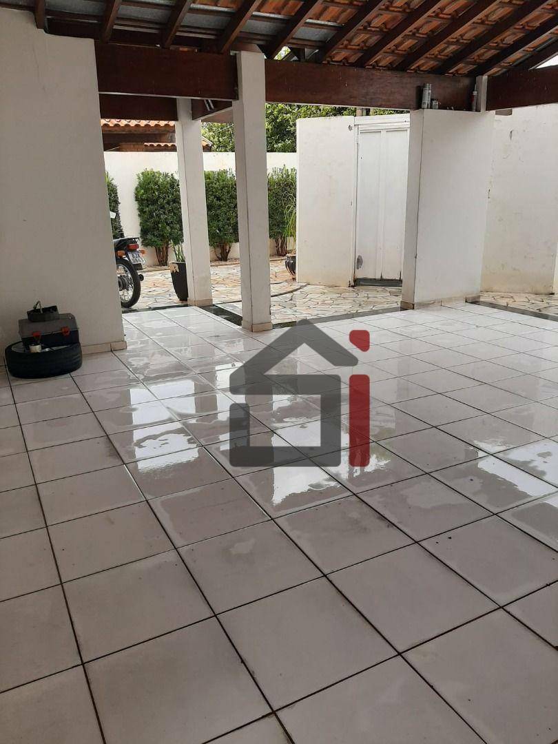 Casa, 3 quartos, 318 m² - Foto 4