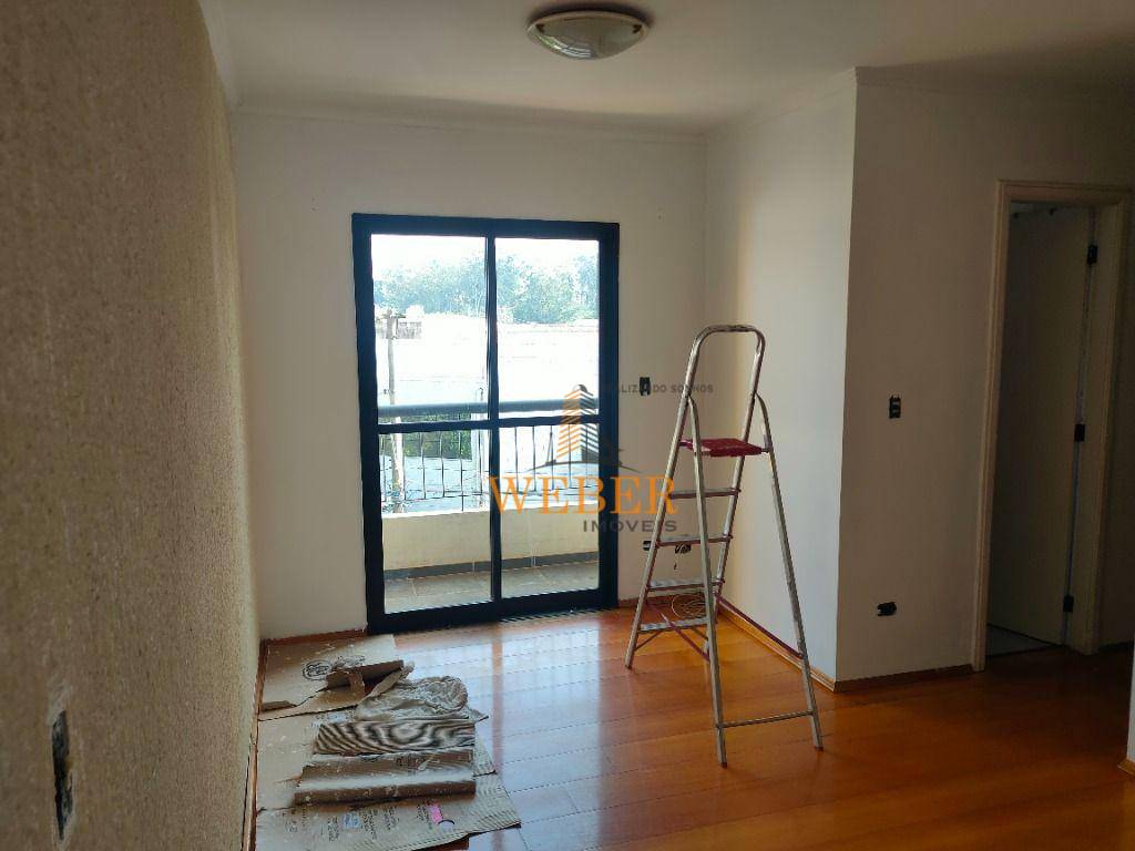 Apartamento à venda com 2 quartos, 62m² - Foto 3