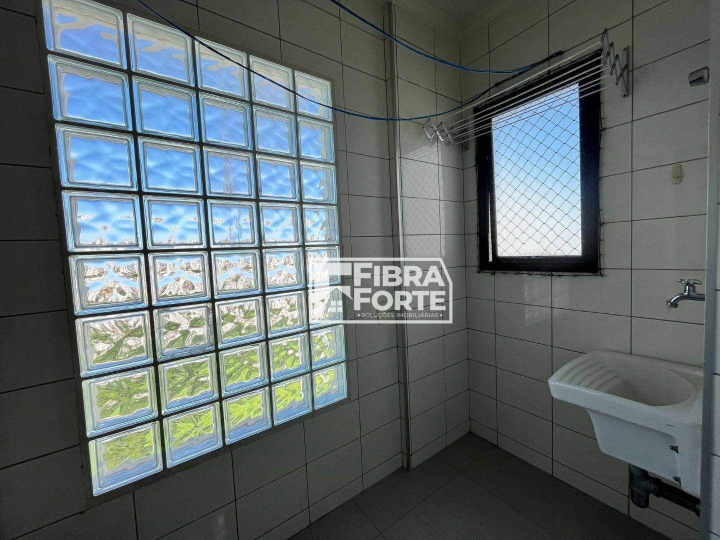 Apartamento para alugar com 2 quartos, 69m² - Foto 9