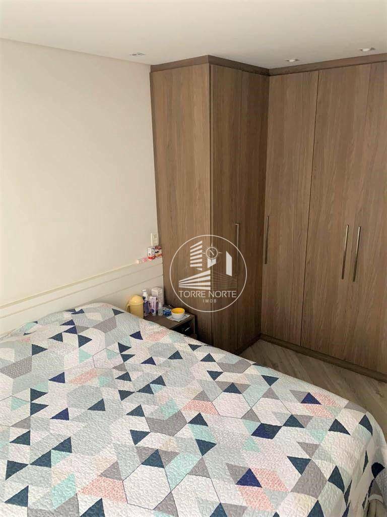 Apartamento à venda com 2 quartos, 62m² - Foto 15