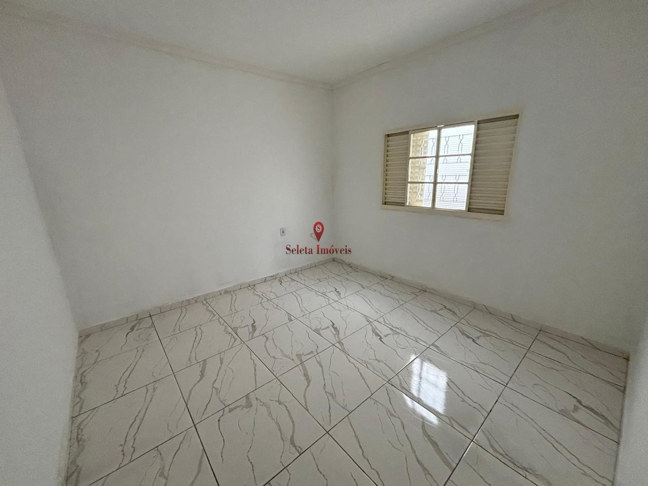 Casa à venda com 2 quartos, 100m² - Foto 11