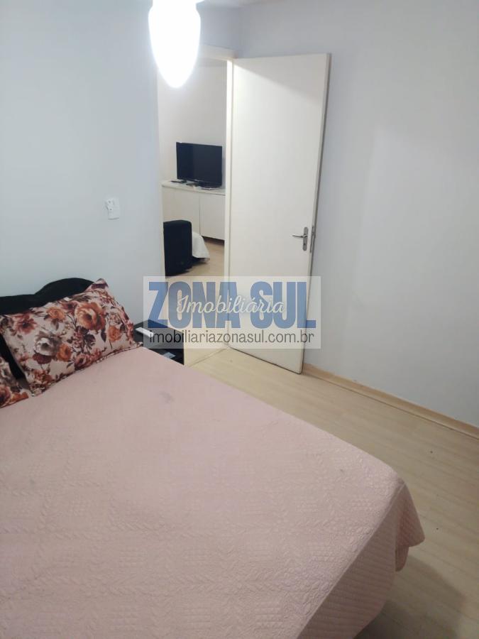 Apartamento à venda com 2 quartos, 75m² - Foto 9