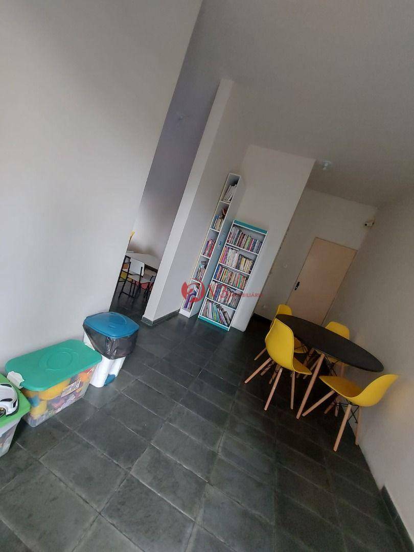 Apartamento à venda com 2 quartos, 45m² - Foto 17