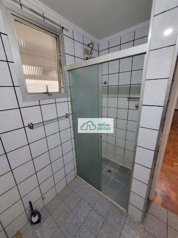 Apartamento para alugar com 2 quartos, 80m² - Foto 11