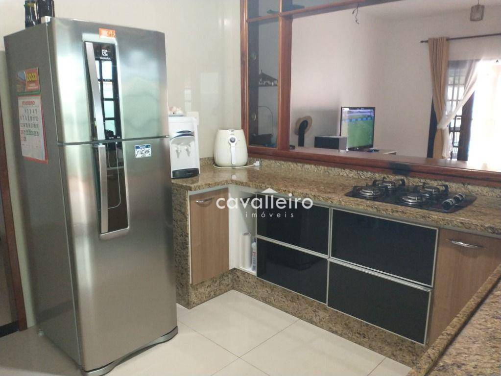 Casa à venda com 4 quartos, 338m² - Foto 29