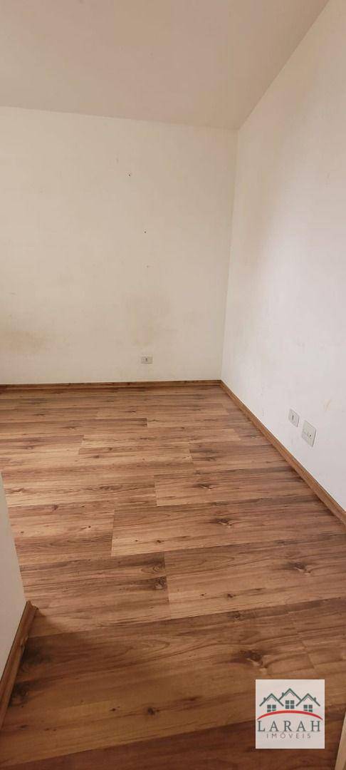 Apartamento à venda com 2 quartos, 67m² - Foto 3