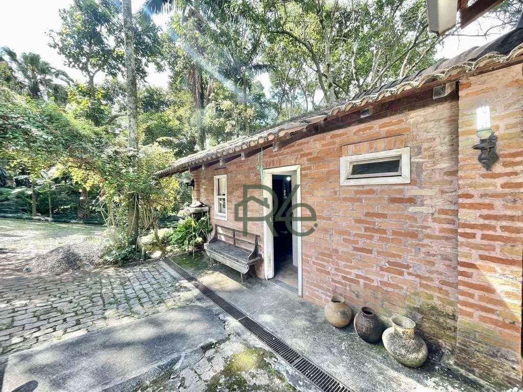 Casa de Condomínio à venda com 3 quartos, 363m² - Foto 48