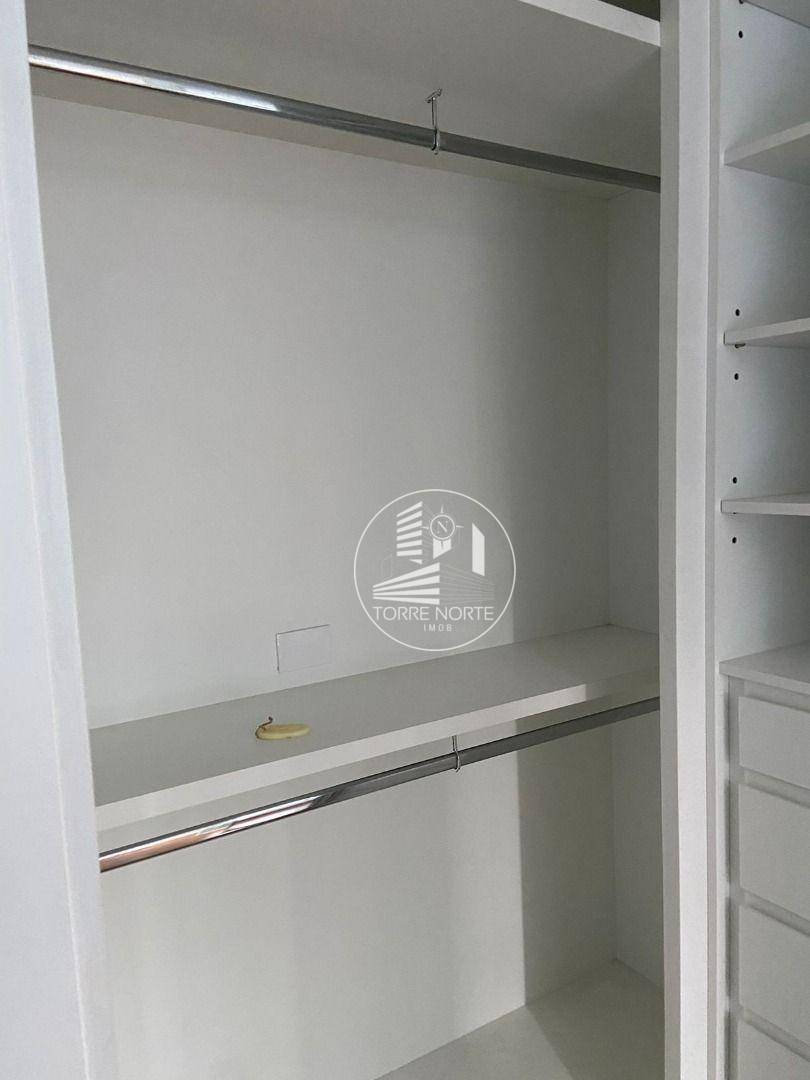 Apartamento à venda com 1 quarto, 45m² - Foto 16