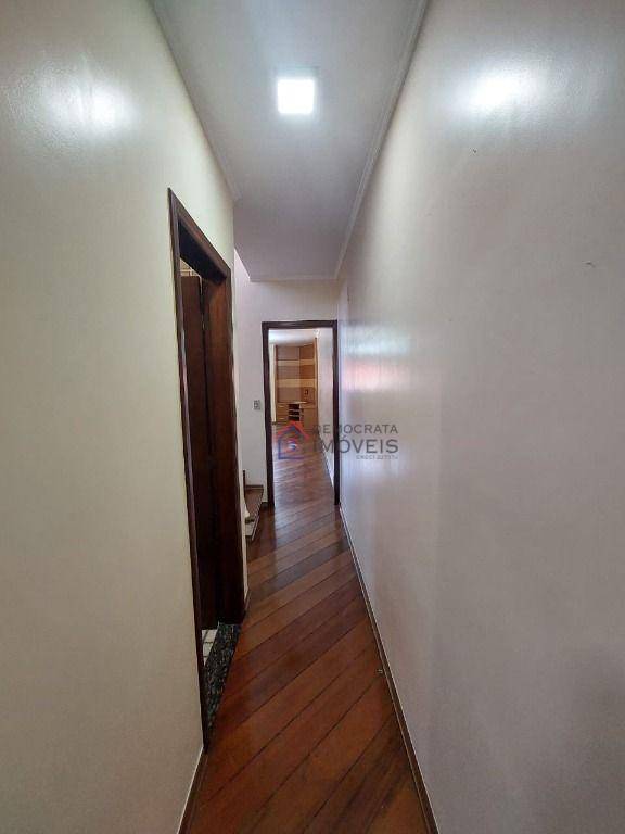 Sobrado à venda com 3 quartos, 202m² - Foto 7