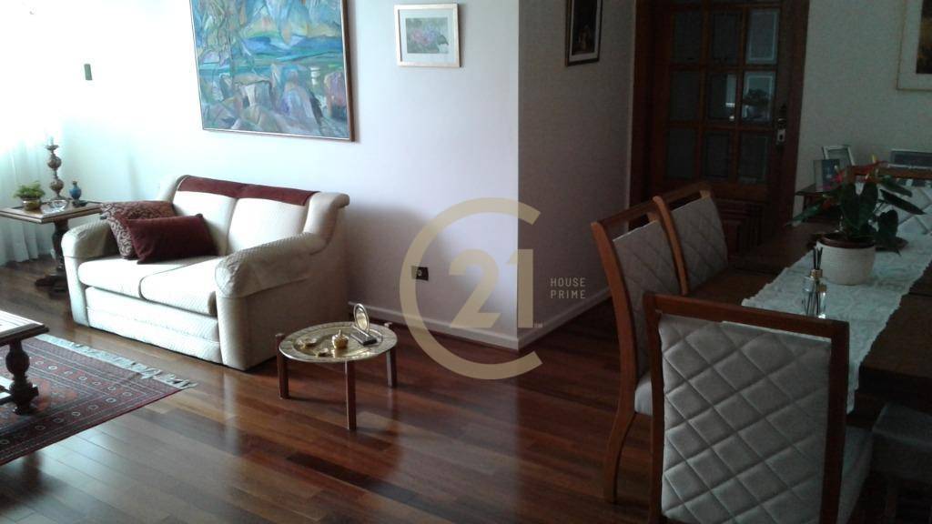 Apartamento à venda com 3 quartos, 150m² - Foto 1