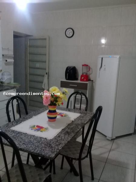 Casa à venda com 2 quartos, 200m² - Foto 9