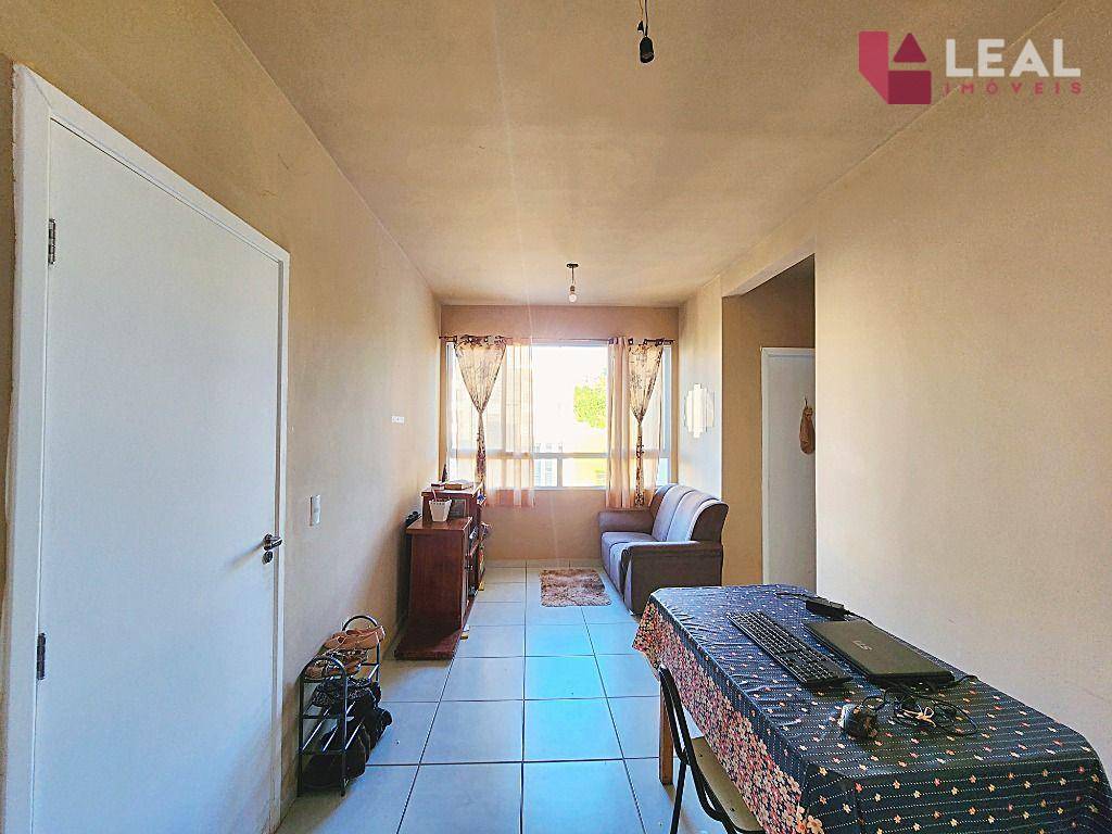 Apartamento à venda com 1 quarto, 50m² - Foto 2