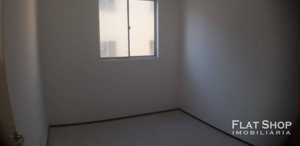 Apartamento à venda com 2 quartos, 60m² - Foto 13